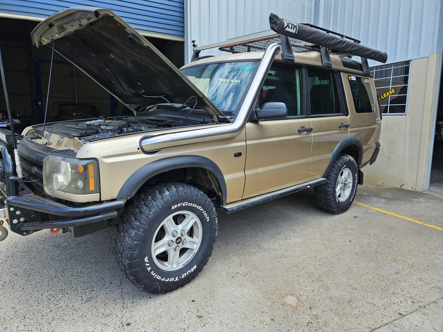 Land Rover Discovery 2 TD5 - Snorkel and Airbox Kit